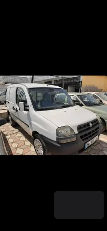 Weiß Gebraucht 2004 Fiat Doblò Van / Kleinbus | 1.500 € (Fairer Preis) - Bild 1/4