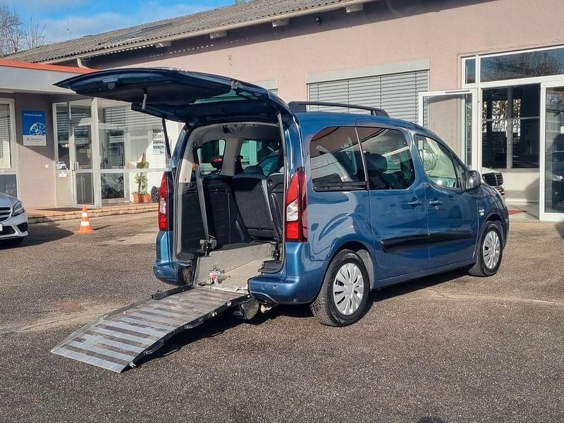 Gebraucht Citroën Berlingo SELECTION 92 PS (67 kW) 2013 Blau Van / Kleinbus