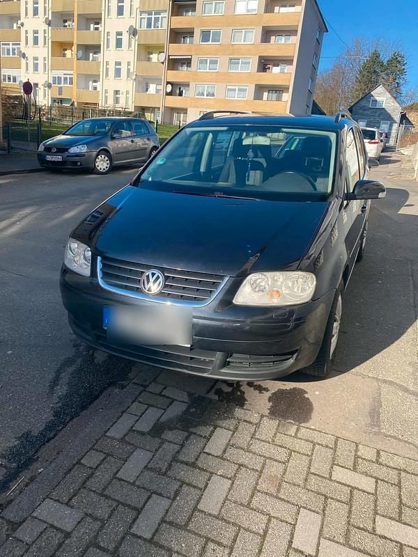 Gebraucht VW Touran 105 PS (77 kW) 2006 Schwarz Van / Kleinbus