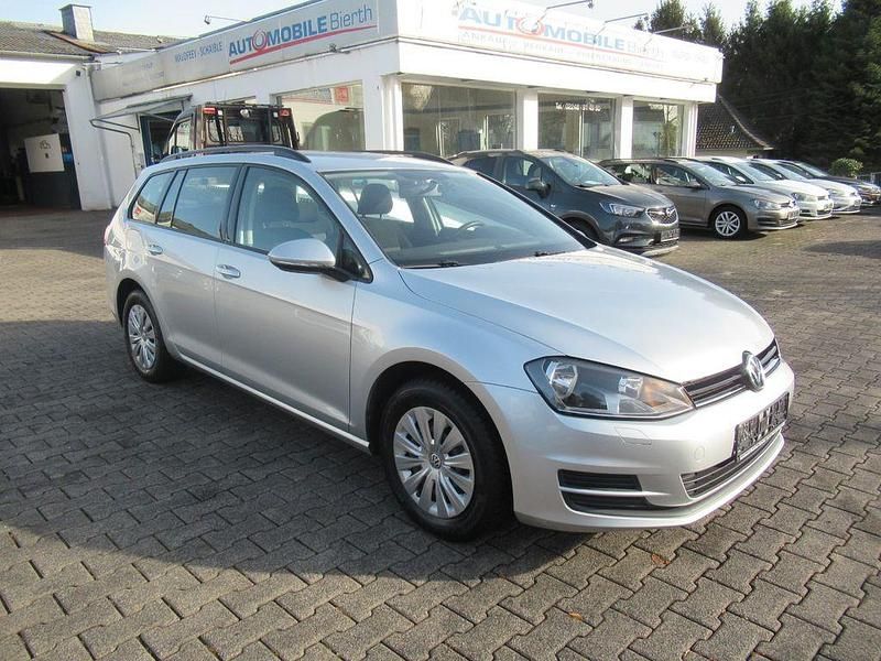 Silber Gebraucht 2015 VW Golf VII Kombi | 7.299 € (Fairer Preis) - Bild 1/4