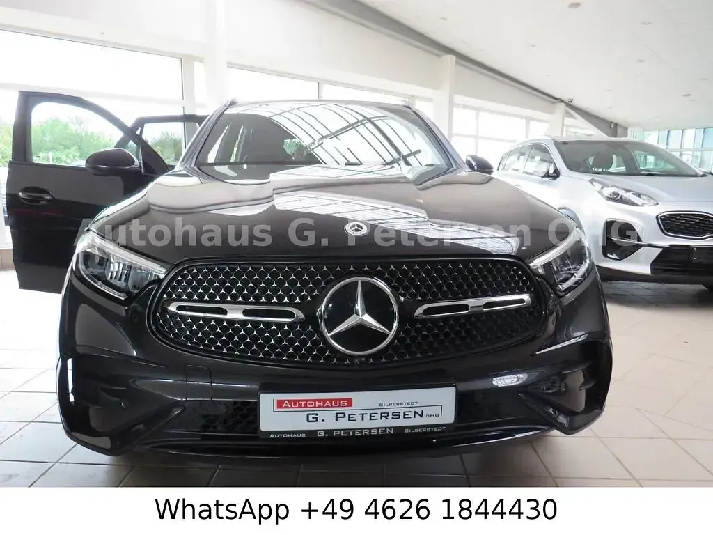 Gebraucht Mercedes GLC300 AMG 269 PS (197 kW) 2025 Grau SUV