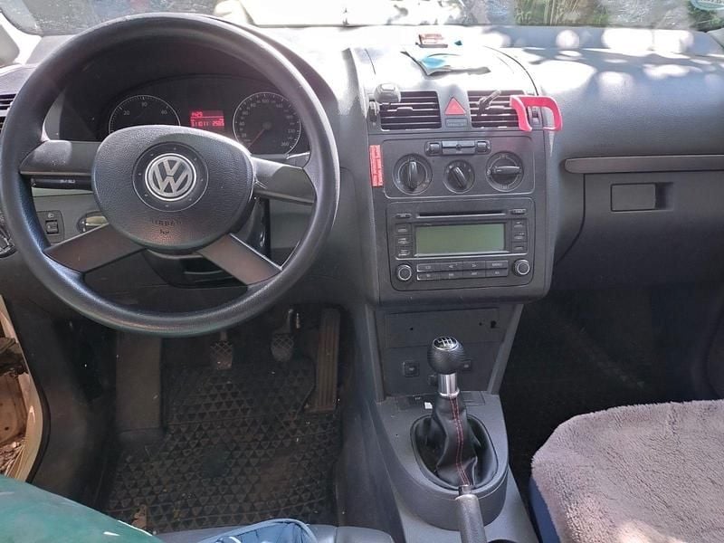 Gebraucht VW Touran Basis 105 PS (77 kW) 2004 Beige Van / Kleinbus