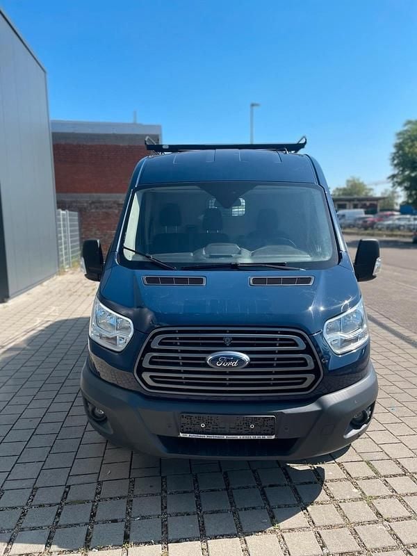 Gebraucht Ford Transit Trend 131 PS (96 kW) 2018 Blau Van / Kleinbus