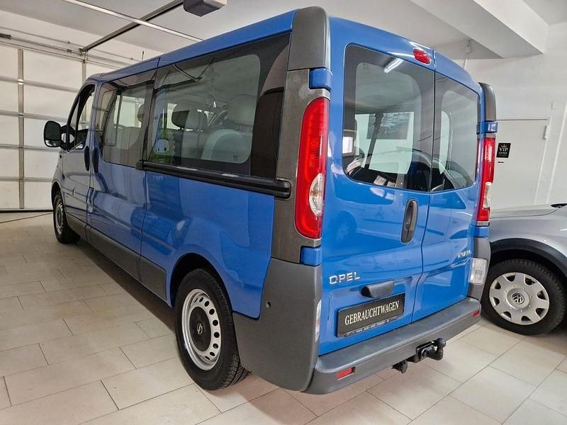 Gebraucht Opel Vivaro 117 PS (86 kW) 2008 Blau Van / Kleinbus