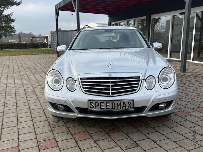 Gebraucht Mercedes E280 190 PS (139 kW) 2007 Silber Limousine