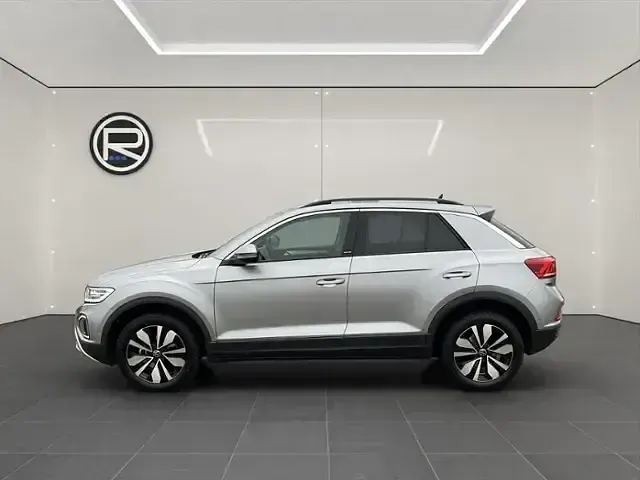 Gebraucht VW T-Roc Move 150 PS (110 kW) 2024 Pyritsilber metallic SUV