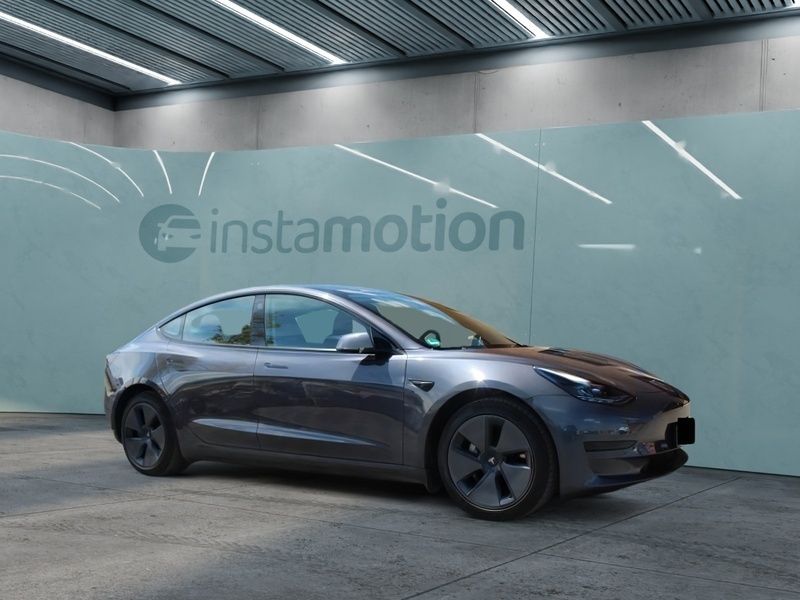 Gebraucht Tesla Model 3 Standard Range 239 kW (325 PS) 2022 Silber Limousine