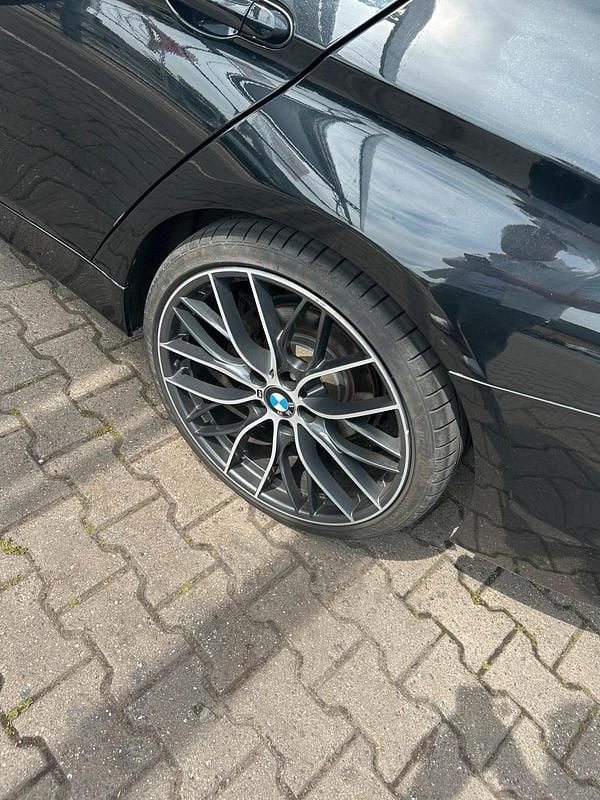 Second-hand BMW 318 143 CP (105 kW) 2012 Negru Berlinǎ