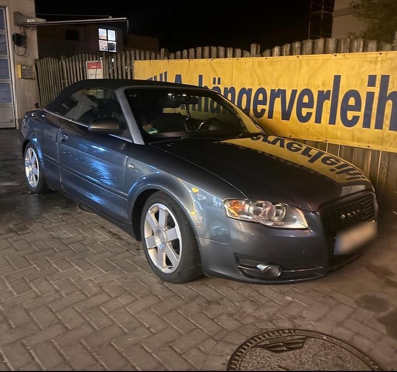 Gebraucht Audi A4 Cabriolet 163 PS (119 kW) 2007 Grau Cabrio