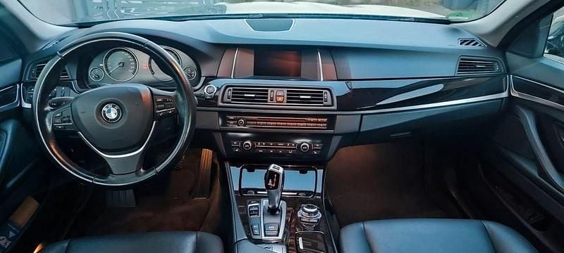 Gebraucht BMW 528 Luxury Line 245 PS (180 kW) 2016 Grau Kombi
