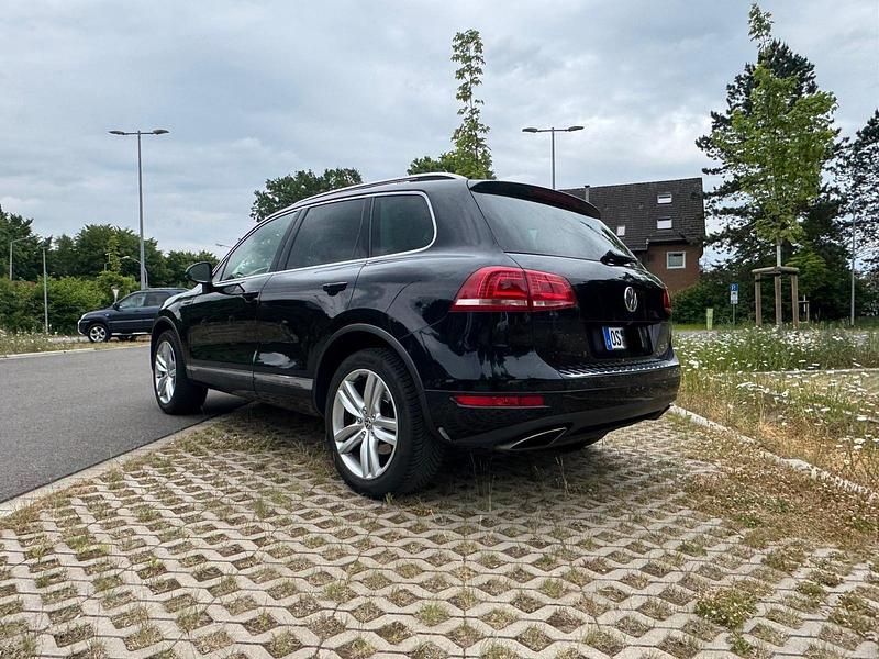 Gebraucht VW Touareg 245 PS (180 kW) 2012 Schwarz SUV