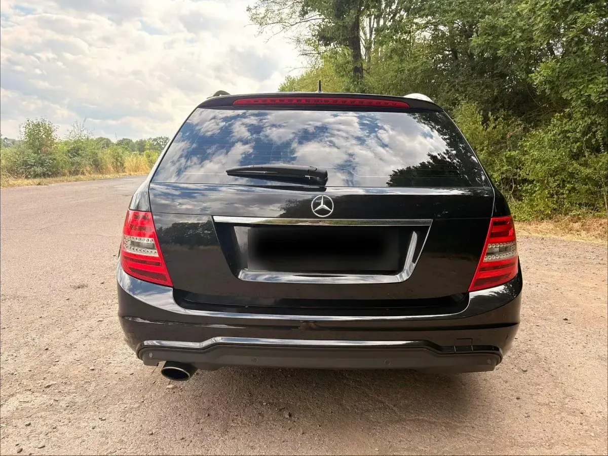 Gebraucht Mercedes C220 Avantgarde 170 PS (125 kW) 2011 Schwarz Kombi