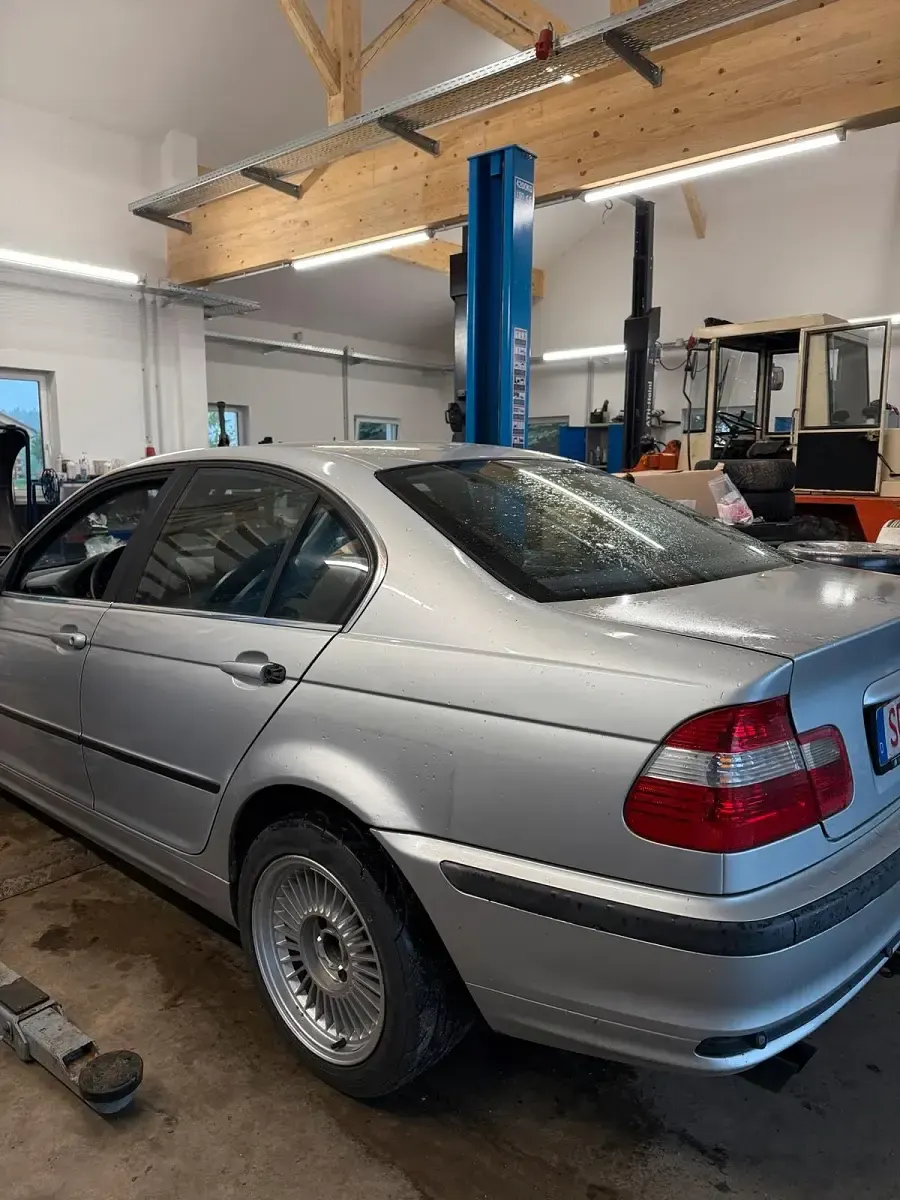Occasion BMW 320 170 ch (125 kW) 2000 Argent Berline