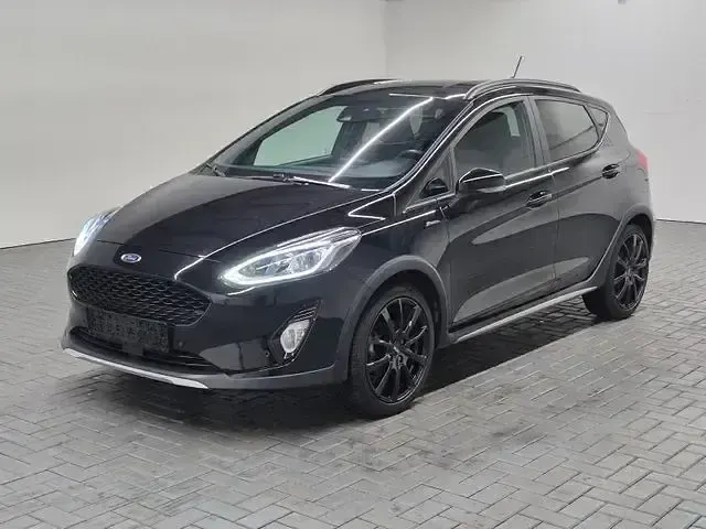 Second-hand Ford Fiesta Active 100 CP (73 kW) 2020 Negru Hatchback