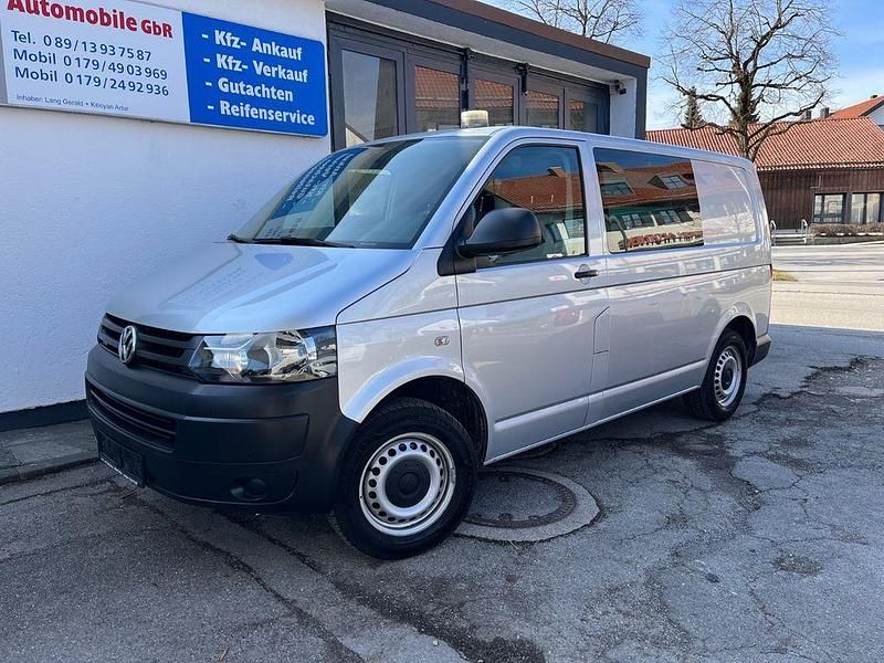 Gebraucht VW Transporter 140 PS (102 kW) 2015 Silber Van