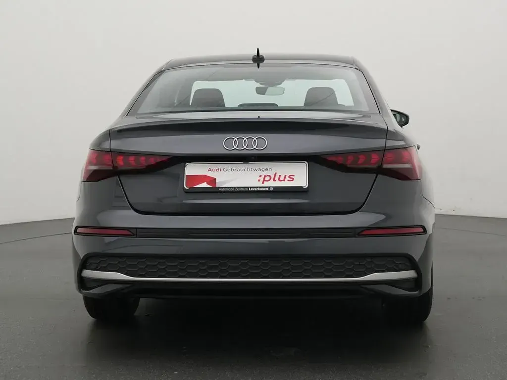 Gebraucht Audi A3 Sport 150 PS (110 kW) 2024 Grau Limousine