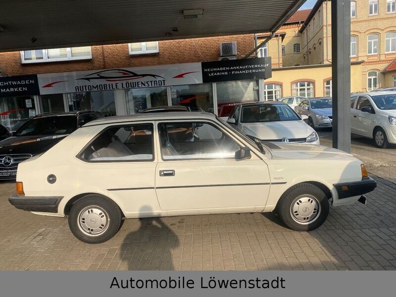 Gebraucht Volvo 340 68 PS (50 kW) 1986 Weiß Limousine
