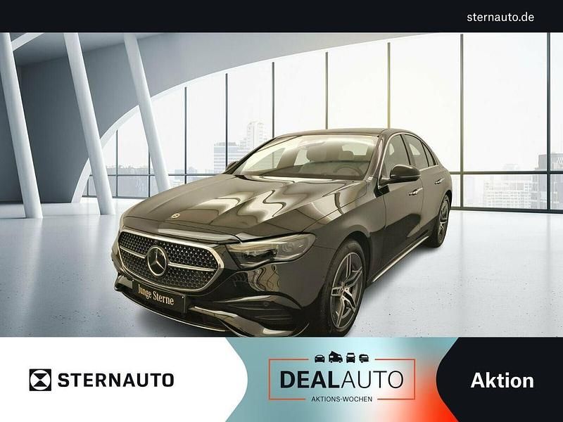 Metalliclack obsidianschwarz Gebraucht 2023 Mercedes E300 AMG Limousine | 63.665 € (Guter Preis) - Bild 1/3