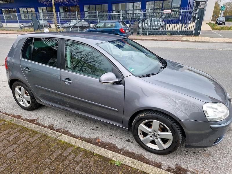 Gebraucht VW Golf V Trendline 80 PS (58 kW) 2007 Grau Kleinwagen