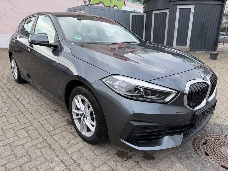 Gebraucht BMW 118 Advantage 150 PS (110 kW) 2021 Grau Kleinwagen