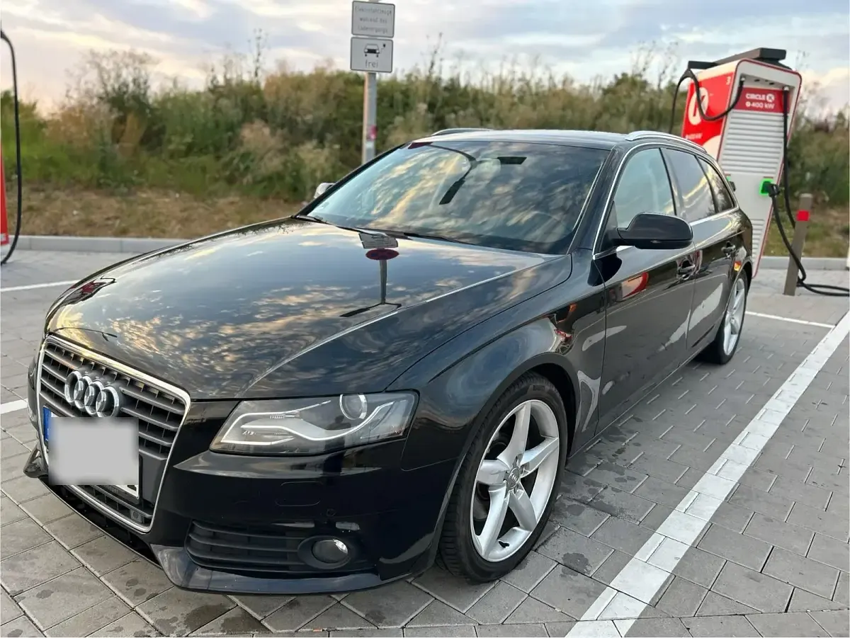 Gebraucht Audi A4 190 PS (139 kW) 2009 Schwarz Kombi
