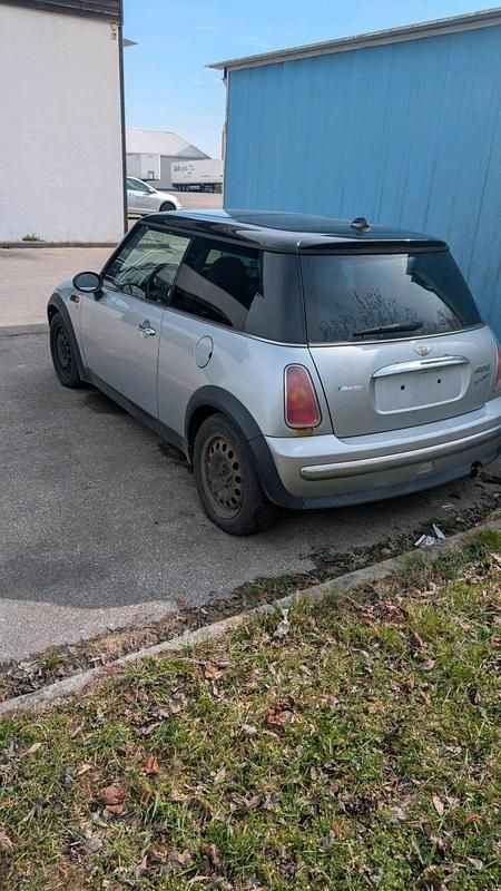 Usado Mini Cooper 116 HP (85 kW) 2003 Prateado Citadino