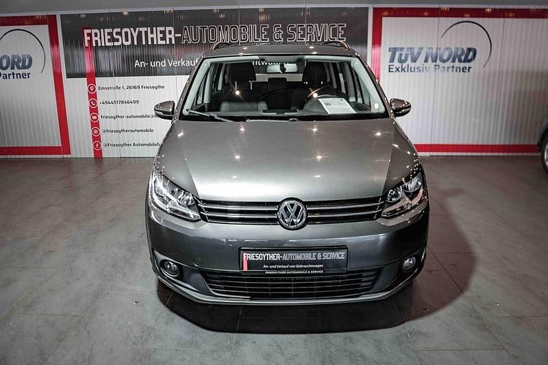 Gebraucht VW Touran Trendline 105 PS (77 kW) 2012 Grau Van / Kleinbus