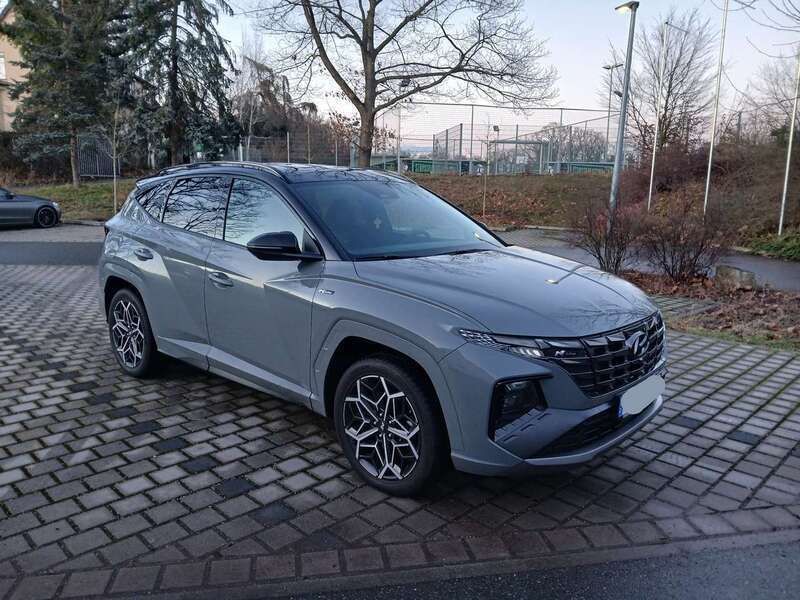 Grau Gebraucht 2022 Hyundai Tucson N Line SUV | 35.499 € - Bild 1/4