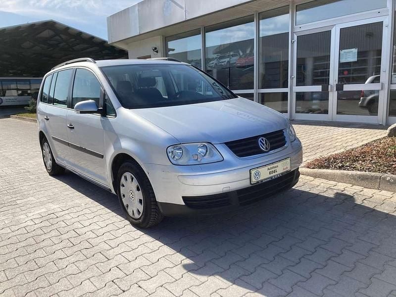 Gebraucht VW Touran 116 PS (85 kW) 2004 La7w  reflexsilber metallic Van / Kleinbus