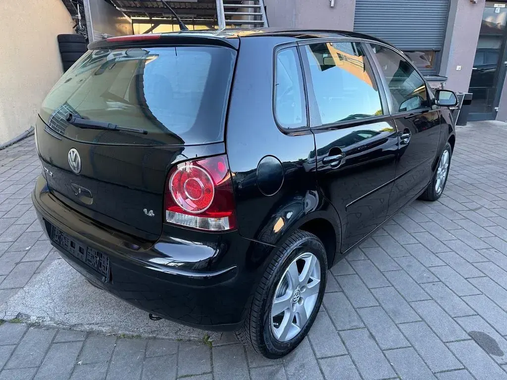 Gebraucht VW Polo 80 PS (58 kW) 2006 Schwarz Kleinwagen