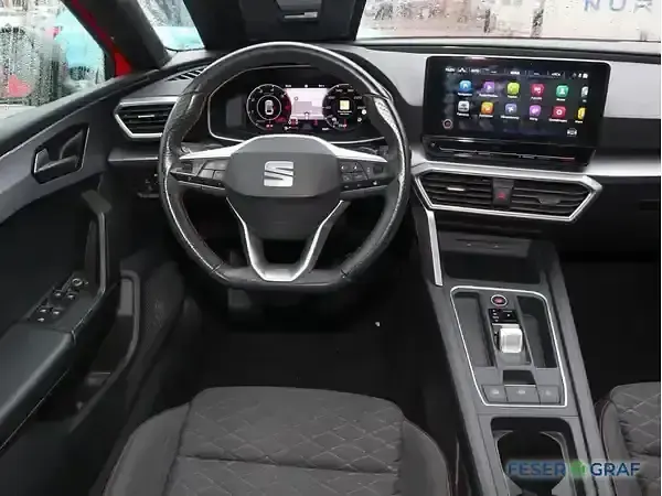 Gebraucht Seat Leon 150 PS (110 kW) 2022 Pure rot Kombi