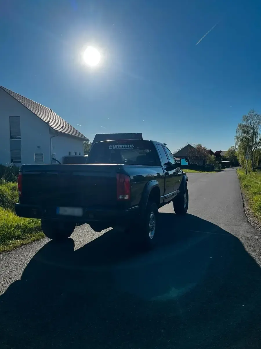 Gebraucht Dodge Ram 330 PS (242 kW) 2004 Schwarz Pickup