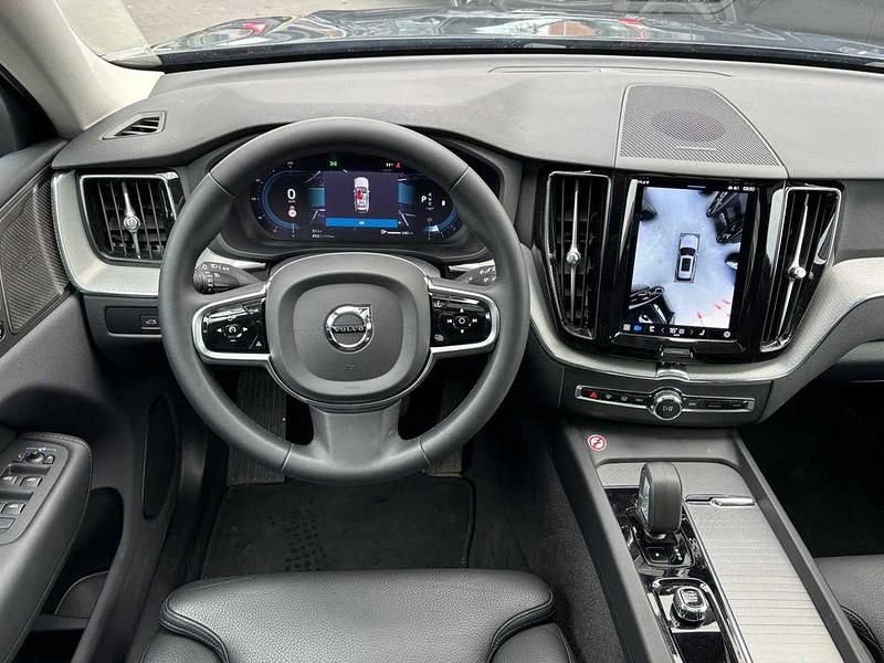 Gebraucht Volvo XC60 Plus 197 PS (144 kW) 2025 Blau SUV