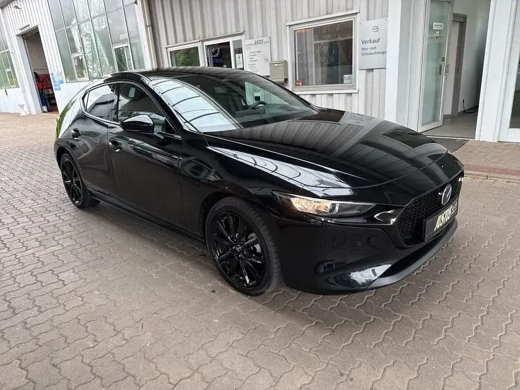 Neu Mazda 3 Homura-Line 140 PS (102 kW) 2026 Jet black Limousine