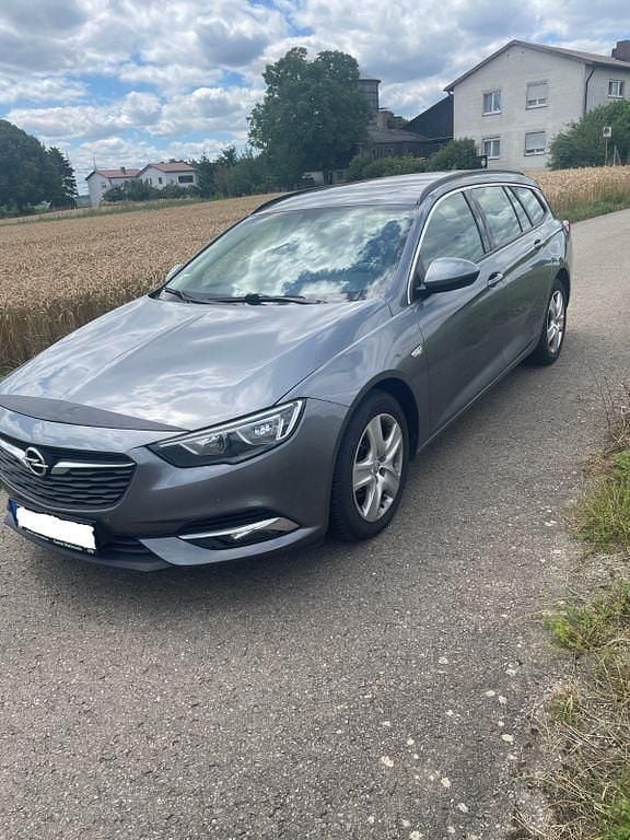 Schwarz Gebraucht 2018 Opel Insignia Business Limousine | 7.950 € (Superpreis) - Bild 1/4