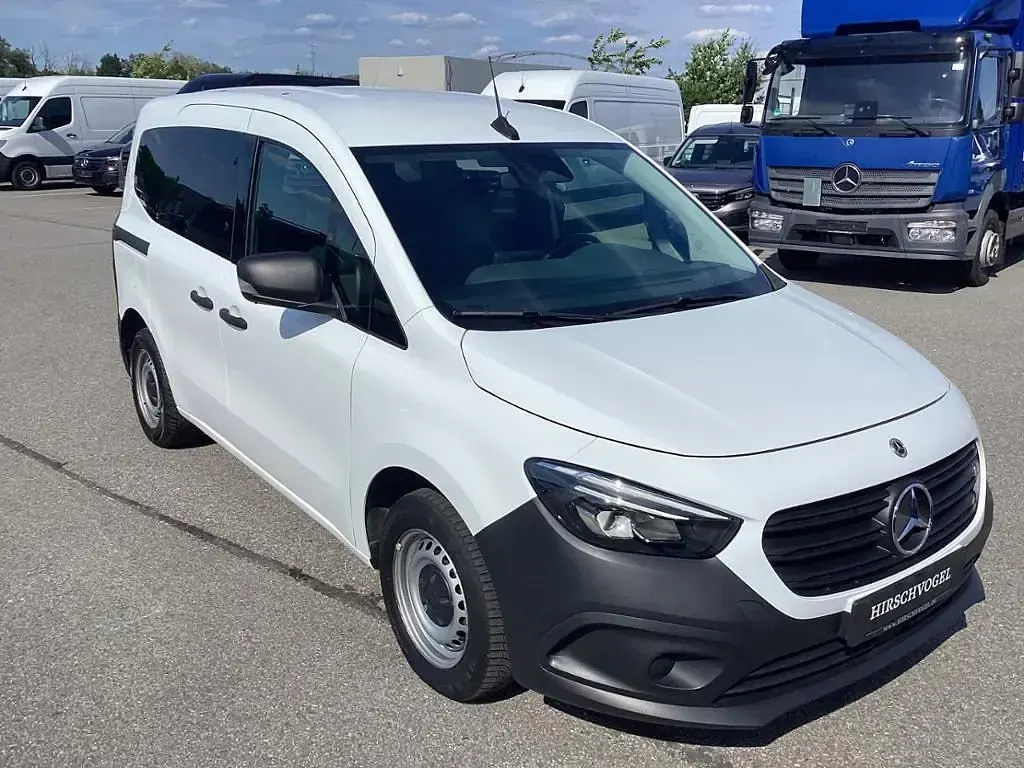 Gebraucht Mercedes Citan 110 95 PS (69 kW) 2022 Weiß Van / Kleinbus