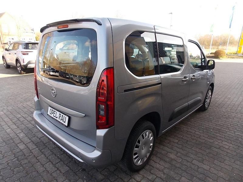 Gebraucht Opel Combo Life Edition 102 PS (75 kW) 2022 Silber Van / Kleinbus