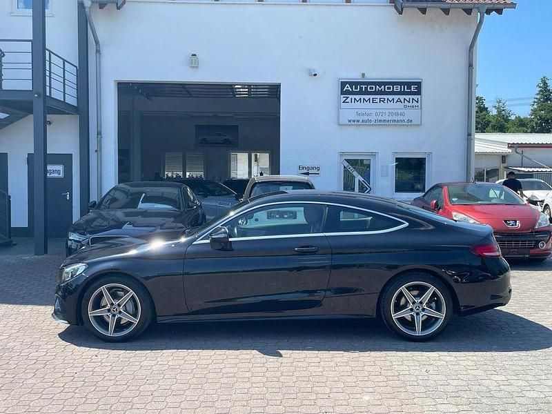 Obsidianschwarz (metallic) Gebraucht 2017 Mercedes C180 AMG line Coupé | 23.950 € (Etwas zu teuer) - Bild 1/4