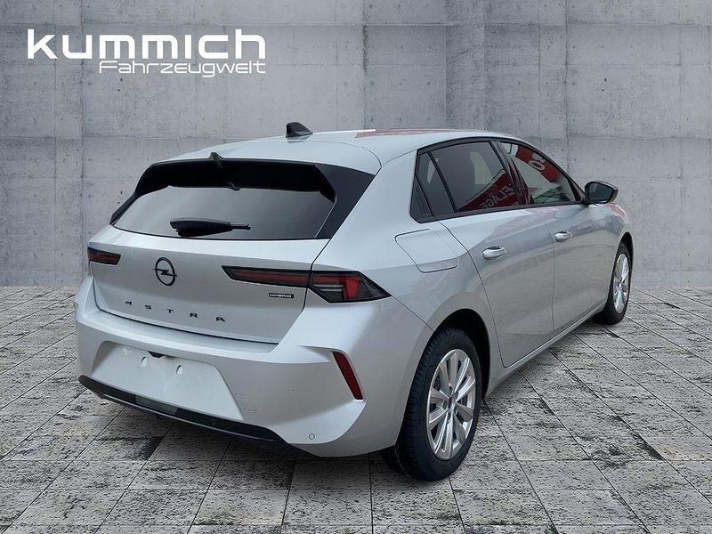 Neu Opel Astra 145 PS (106 kW) 2026 Silber Limousine