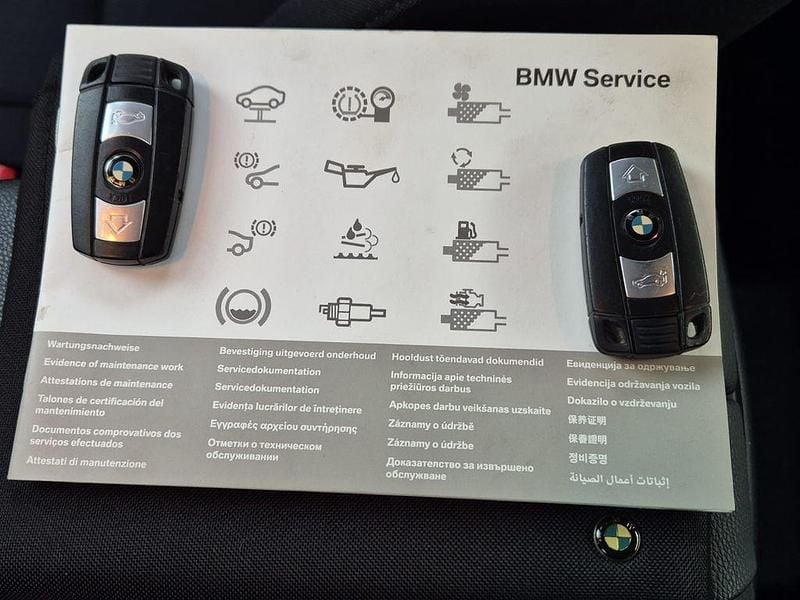 Gebraucht BMW 325 218 PS (160 kW) 2009 Blau Limousine