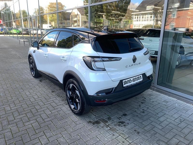 Second-hand Renault Captur Techno 158 CP (116 kW) 2024 Alb SUV