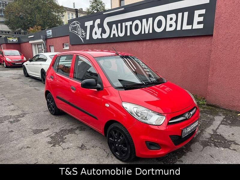 Rot Gebraucht 2012 Hyundai i10 Style Kleinwagen | 3.499 € (Etwas zu teuer) - Bild 1/4