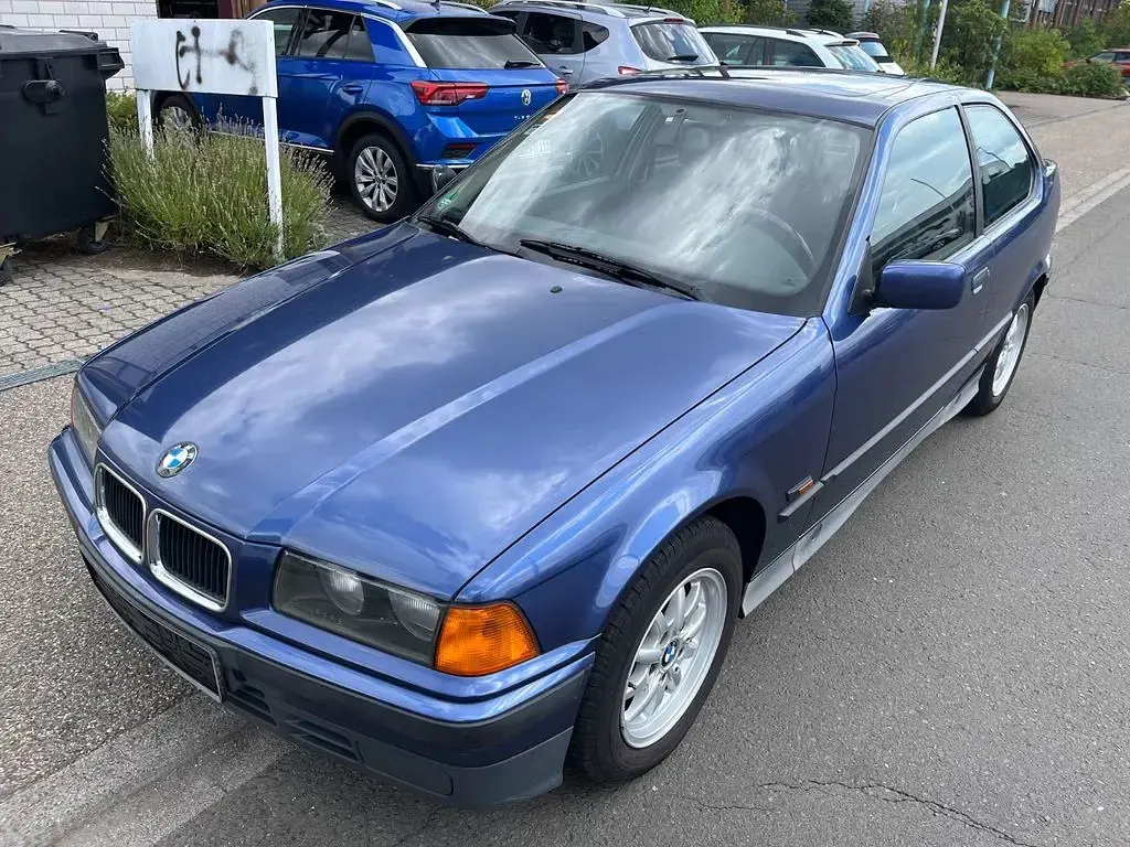 Gebraucht BMW 316 102 PS (75 kW) 1995 Blau Limousine