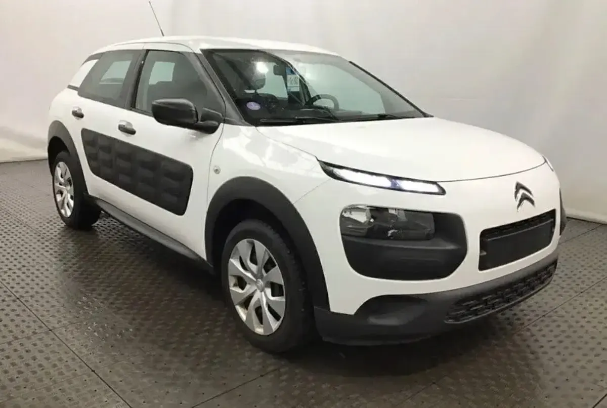 Gebraucht Citroën C4 Live 82 PS (60 kW) 2017 Weiß Limousine