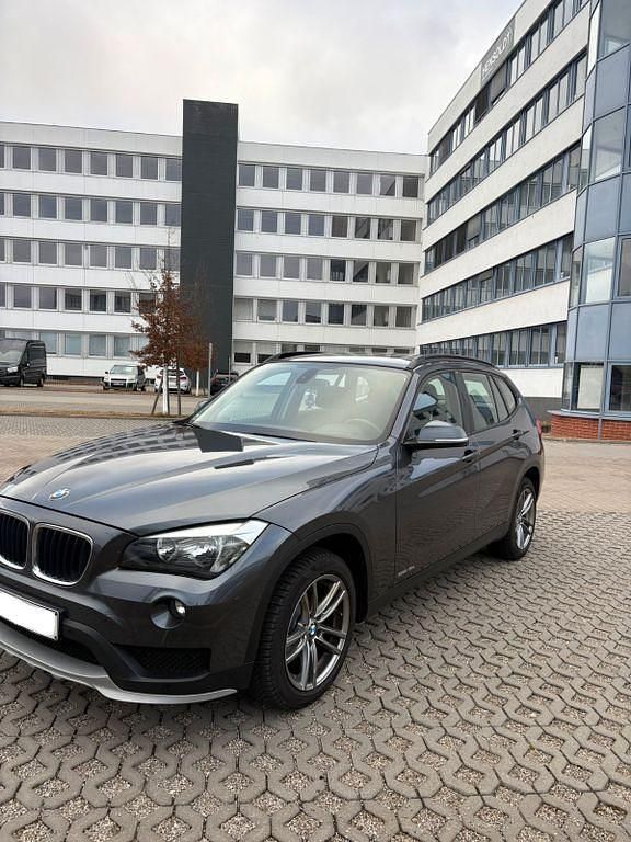 Gebraucht BMW X1 116 PS (85 kW) 2015 Grau SUV