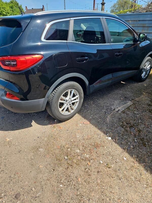 Schwarz Gebraucht 2016 Renault Kadjar SUV | 7.500 € (Superpreis) - Bild 1/4