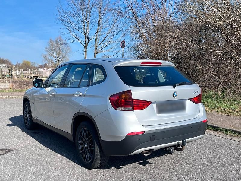 Gebraucht BMW X1 143 PS (105 kW) 2012 Silber SUV