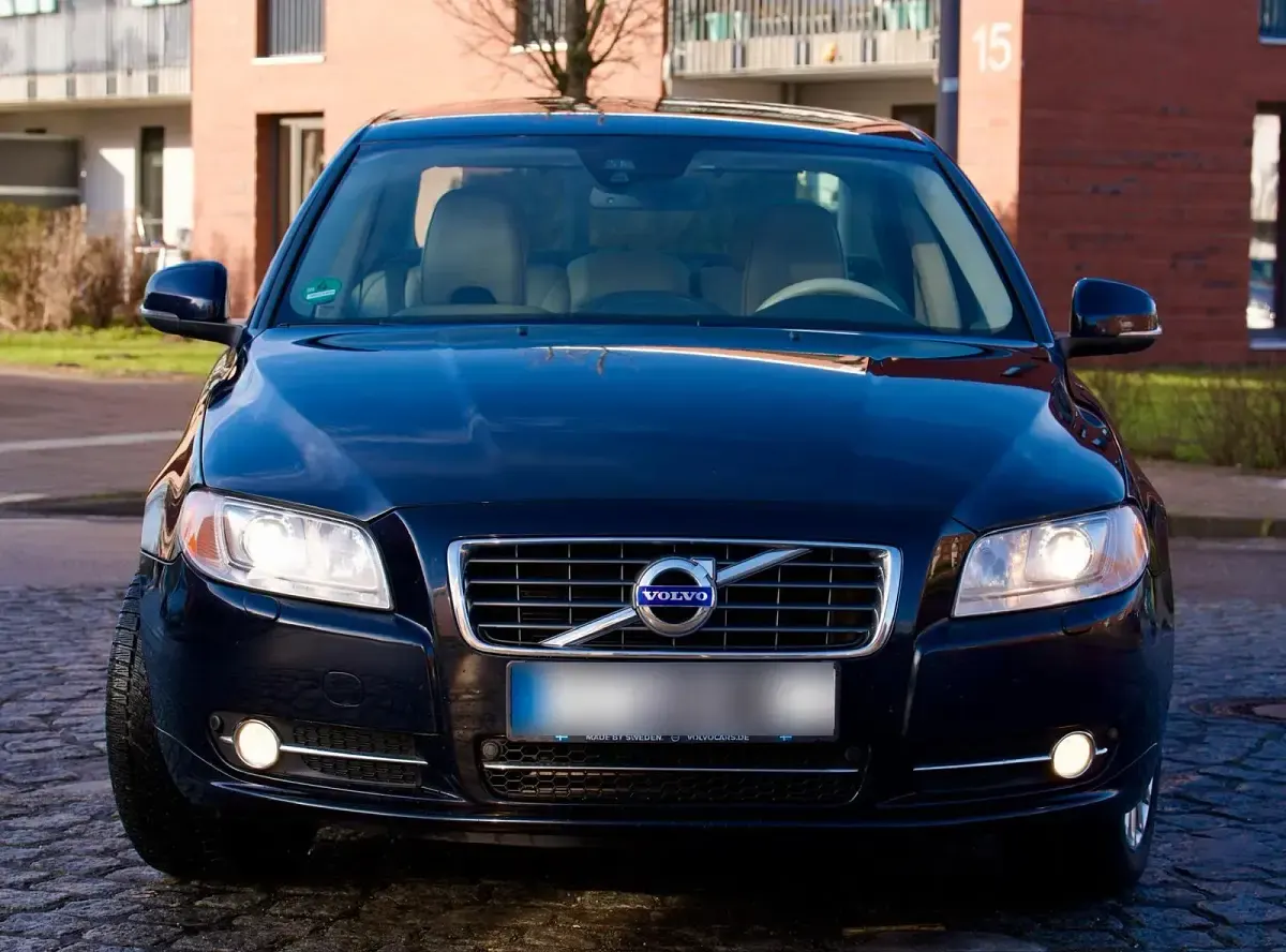 Gebraucht Volvo S80 Executive 305 PS (224 kW) 2012 Blau Limousine