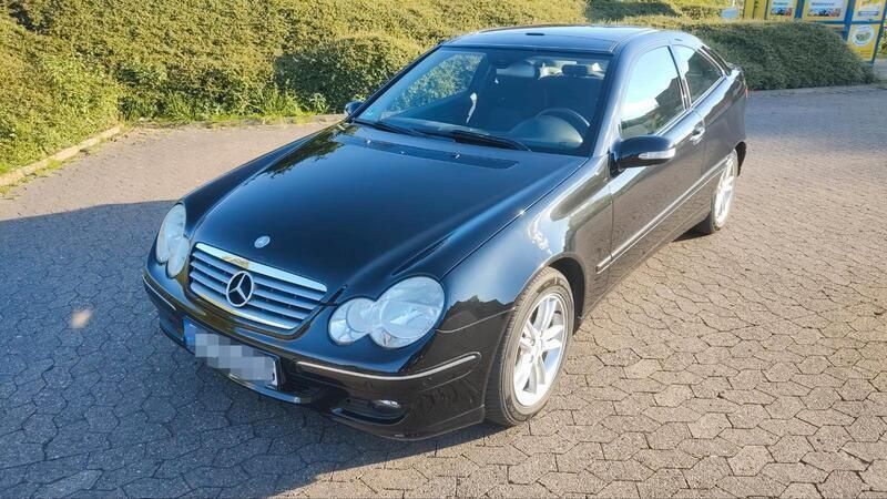 Schwarz Gebraucht 2005 Mercedes C180 Coupé | 3.999 € (Fairer Preis) - Bild 1/4