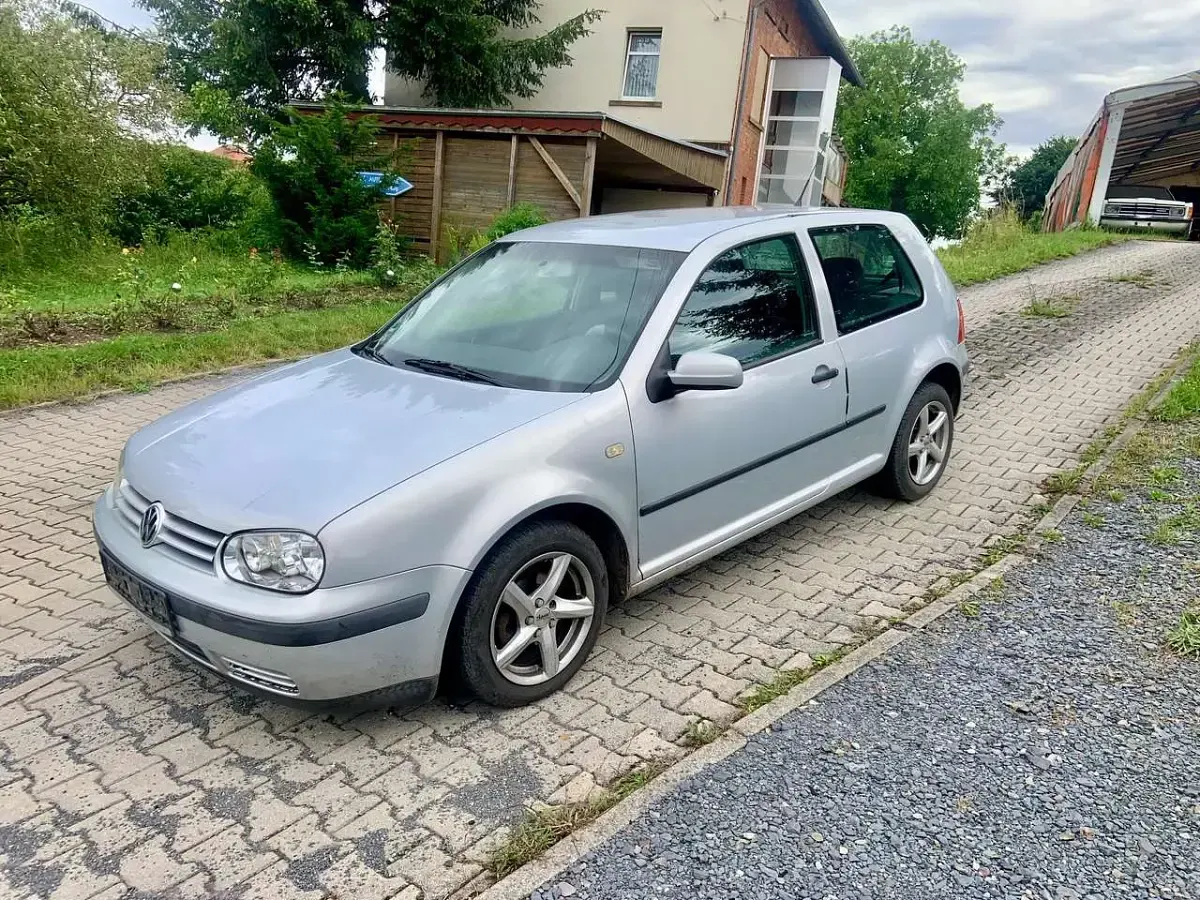 Gebraucht VW Golf III Comfortline 101 PS (74 kW) 1999 Silber Limousine
